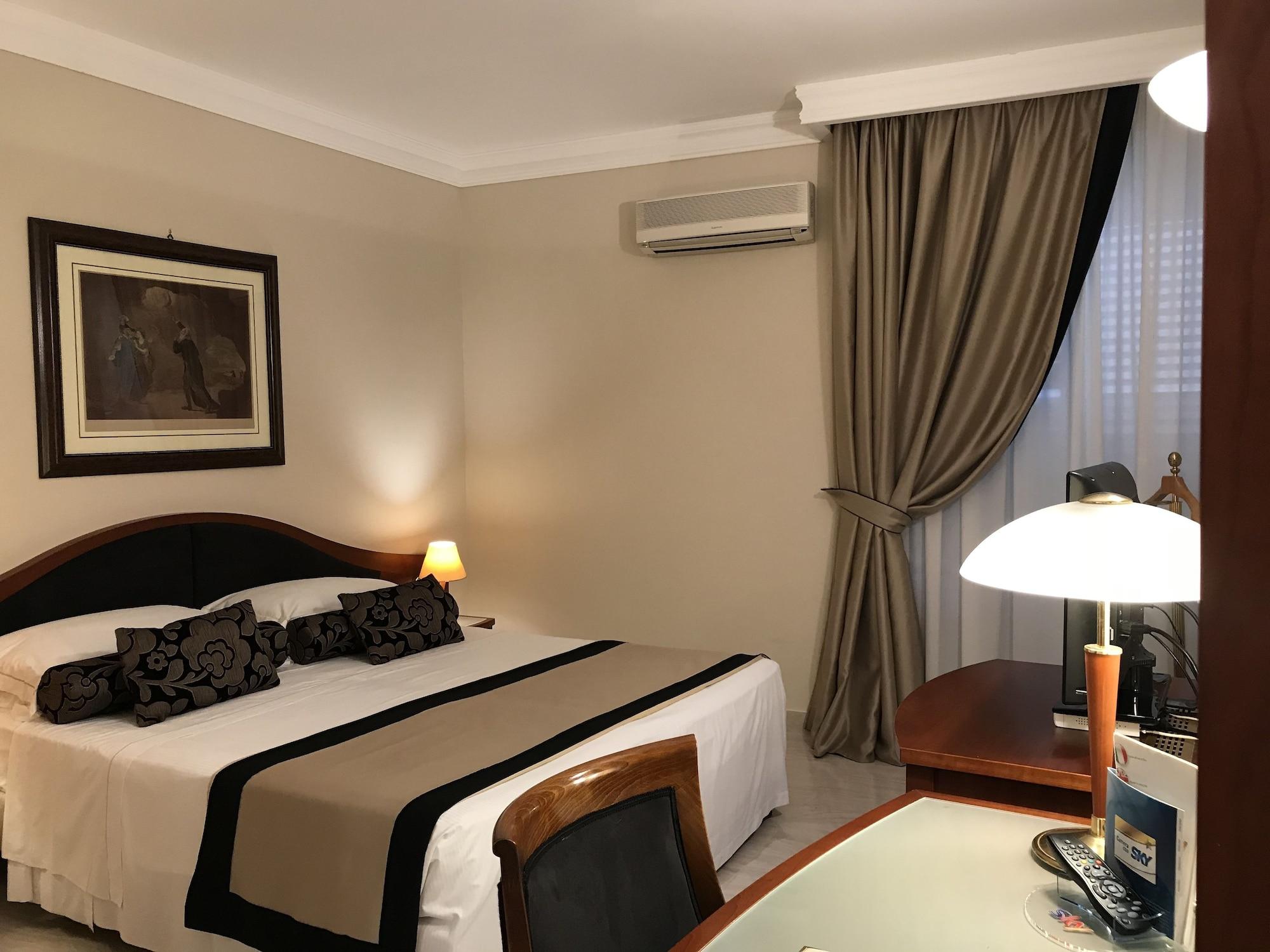 Massimo Plaza Hotel Palermo Ngoại thất bức ảnh