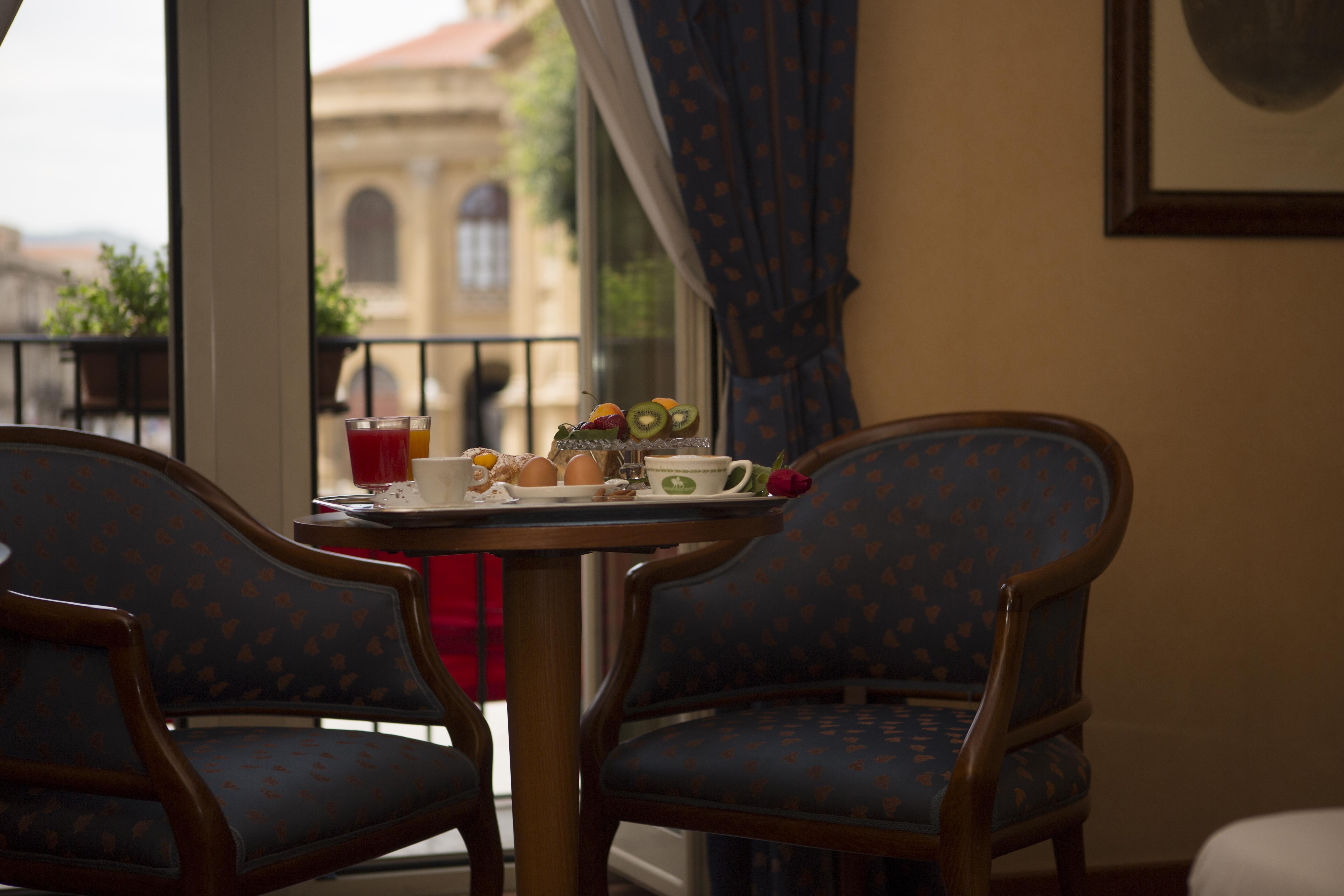 Massimo Plaza Hotel Palermo Ngoại thất bức ảnh