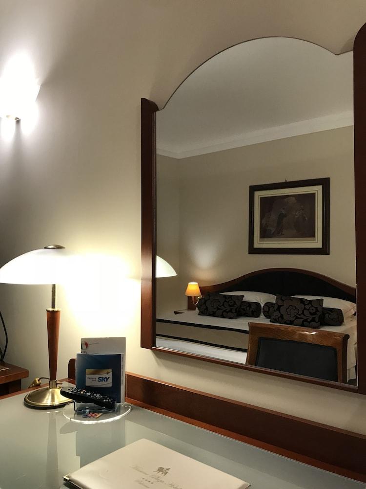 Massimo Plaza Hotel Palermo Ngoại thất bức ảnh