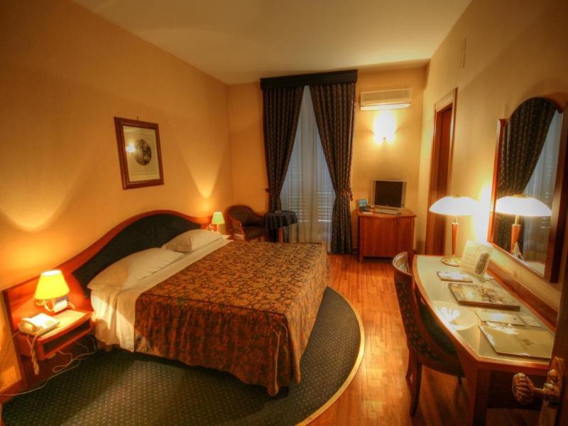 Massimo Plaza Hotel Palermo Ngoại thất bức ảnh